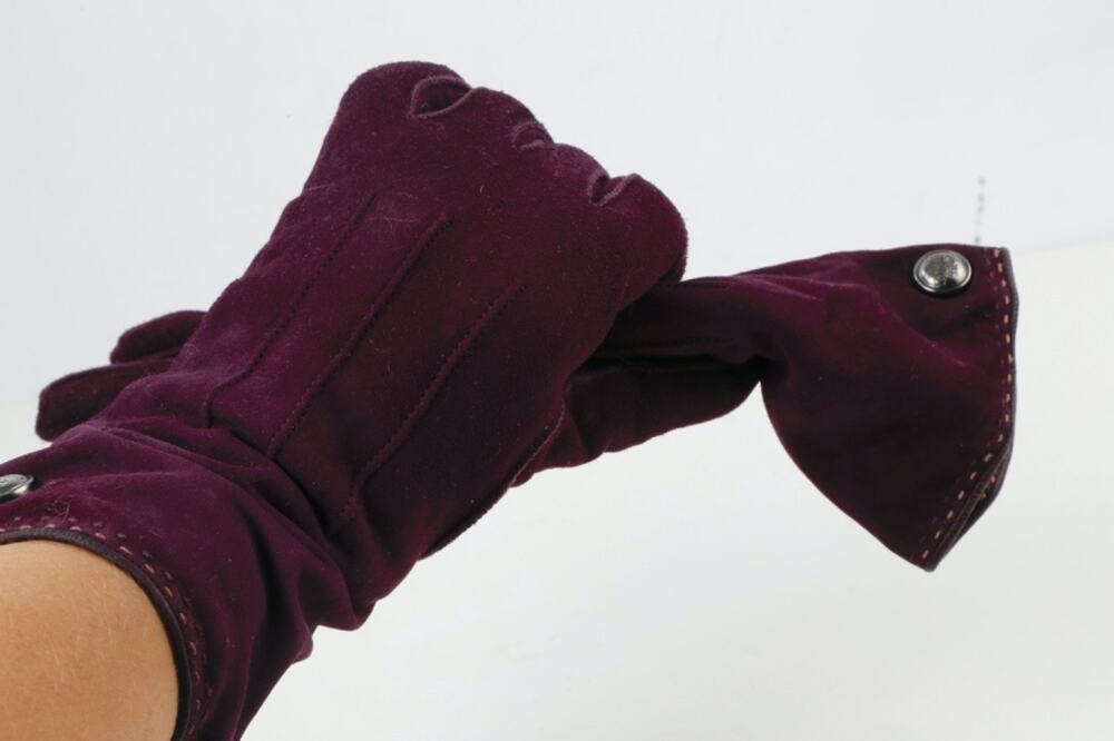 Coach Gloves 7 Plum Purple Suede Cashmere Lined Button Accent Winter Dress Warm